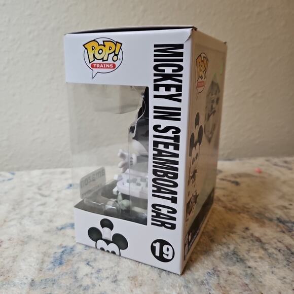 Funko Pop! Trains Mickey in Steamboat Car Disney 100 Amazon Exclusive #19 - Picture 5 of 7